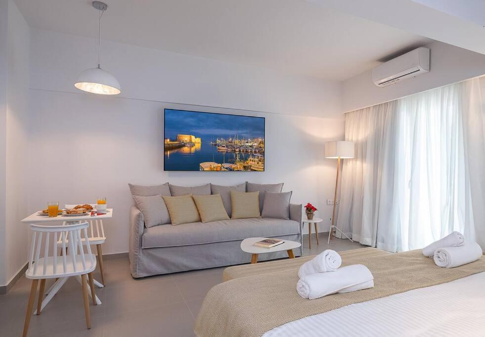 Electra Luxury Apartment At The Heraklion Center Kültér fotó